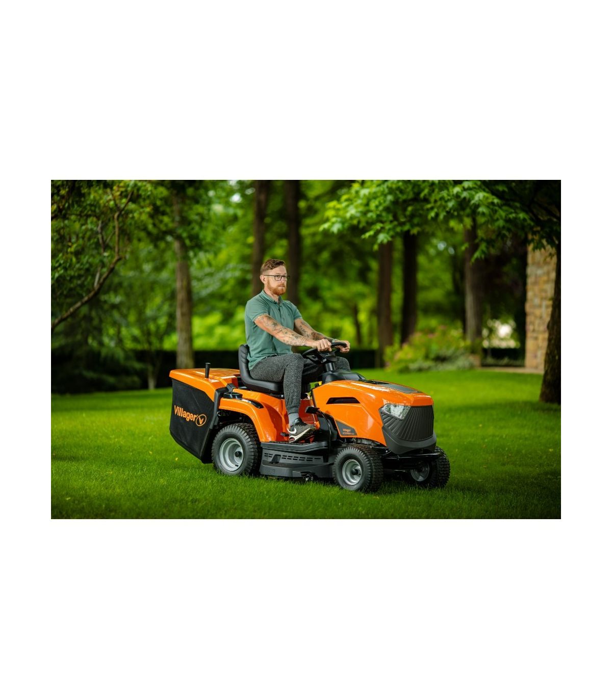 Villager VT 1025 HD Twin 586cc Zweizylinder-Benzin-Aufsitzmäher – 98 cm Schnittbreite – Hydrostatischer Antrieb