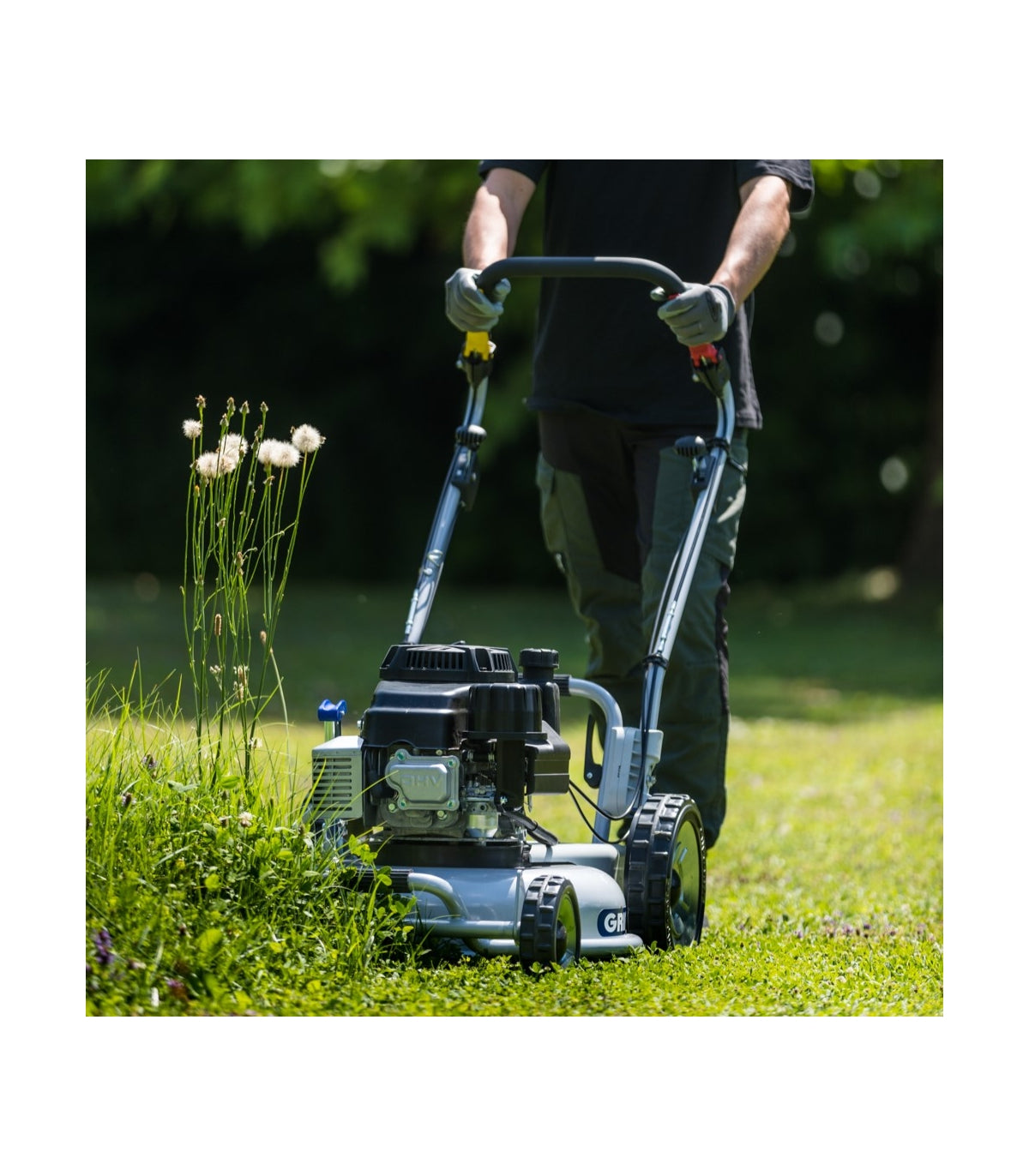 Selbstfahrender Rasenmäher 53 cm – 3000 m², Mulchfunktion, Kawasaki-Motor 179 cm³, Elektrostarter, 2 Vorwärtsgänge – PM53A-KW